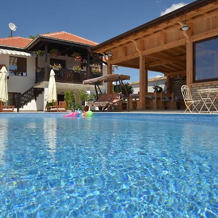 Guest House Zlateya Madara Exterior foto