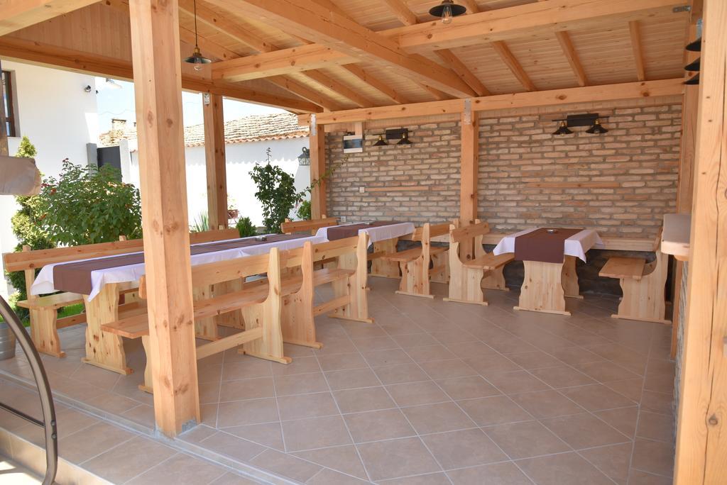Guest House Zlateya Madara Exterior foto